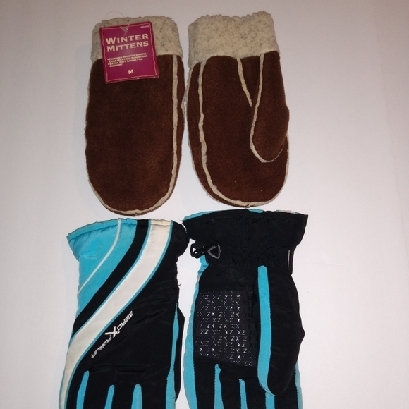 Lot of Girls Winter Gloves -M/L Thinsulate, Mittens-M faux suede soft lining - Picture 1 of 3